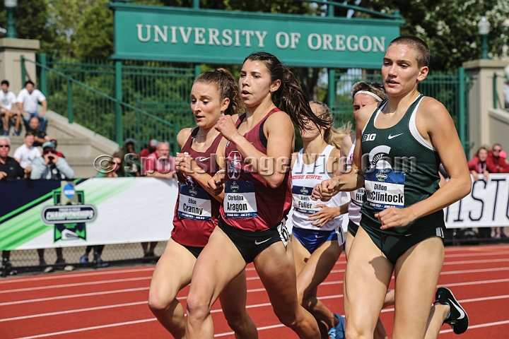 2018NCAAThur-32.JPG - 2018 NCAA D1 Track and Field Championships, June 6-9, 2018, held at Hayward Field in Eugene, OR.